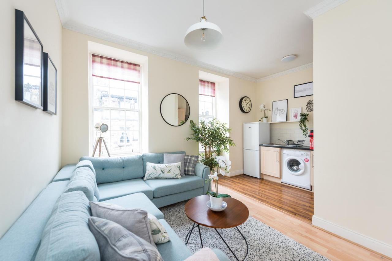 אדינבורו Bright And Modern 2 Bed Apartment מראה חיצוני תמונה