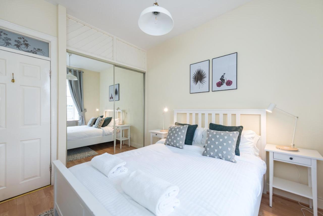 אדינבורו Bright And Modern 2 Bed Apartment מראה חיצוני תמונה