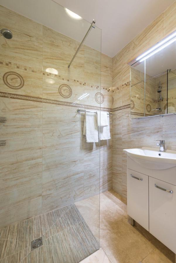 אדינבורו Bright And Modern 2 Bed Apartment מראה חיצוני תמונה